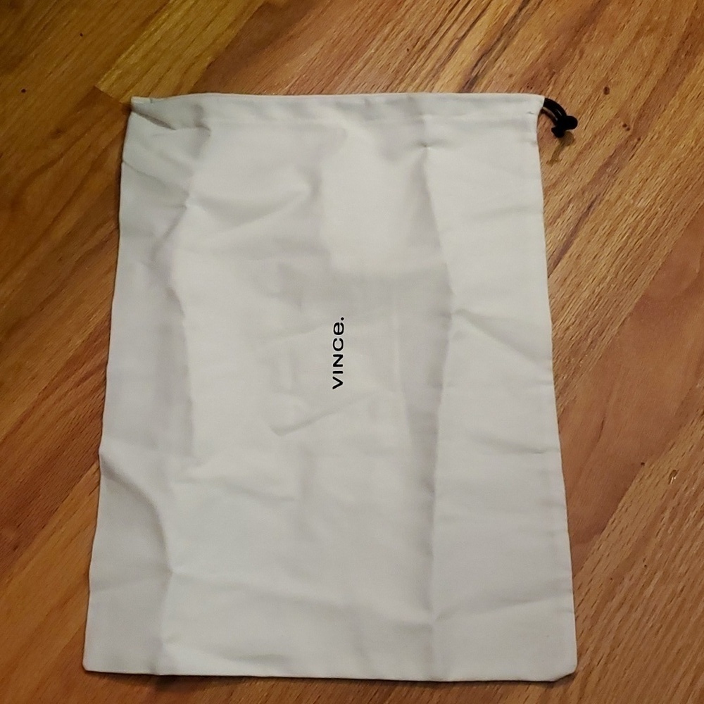 Vince White Dust Jacket Bag - Picture 4 of 4